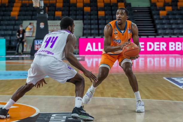 拉松吸引了 拉松吸引了