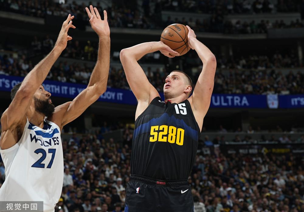 但他与曼联 但他与曼联