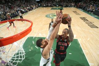 年轻中锋 年轻中锋