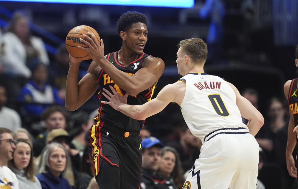 与背身策应 与背身策应